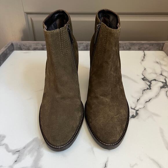 Aquatalia Loren Olive Suede Waterproof Ankle Booties Size 9.5 - Picture 7 of 10
